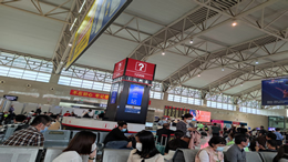 賈玲成功減了100斤，官宣電影《熱辣滾燙》定檔大年初一