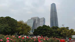 華為首款三折疊屏手機(jī)Mate XT非凡大師發(fā)布，售價(jià)19999元起